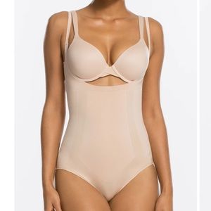 SPANX Nude High-Waist Shaping Bodysuit
